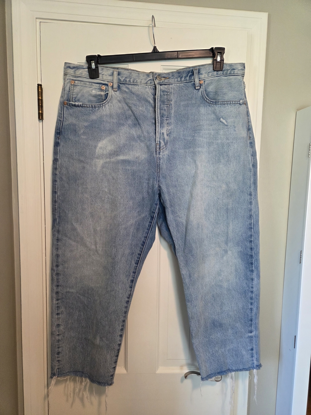 GAP Light Wash Women’s Jeans - Boyfriend Style Size 20/35R with button fly